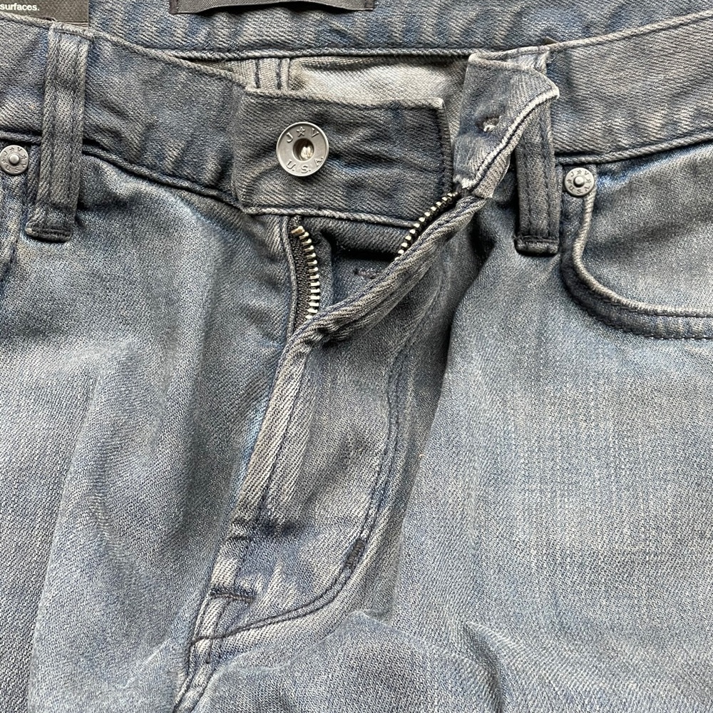 John Varvatos Men’s sz 34 classic straight jeans